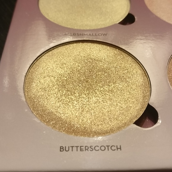 Anastasia Beverley Hills Glow Kit in Sugar - Picture 4 of 8